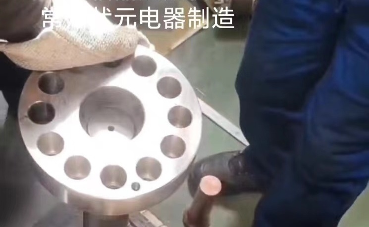 联轴器加热器_常州和记怡情娱乐官网电器.jpg
